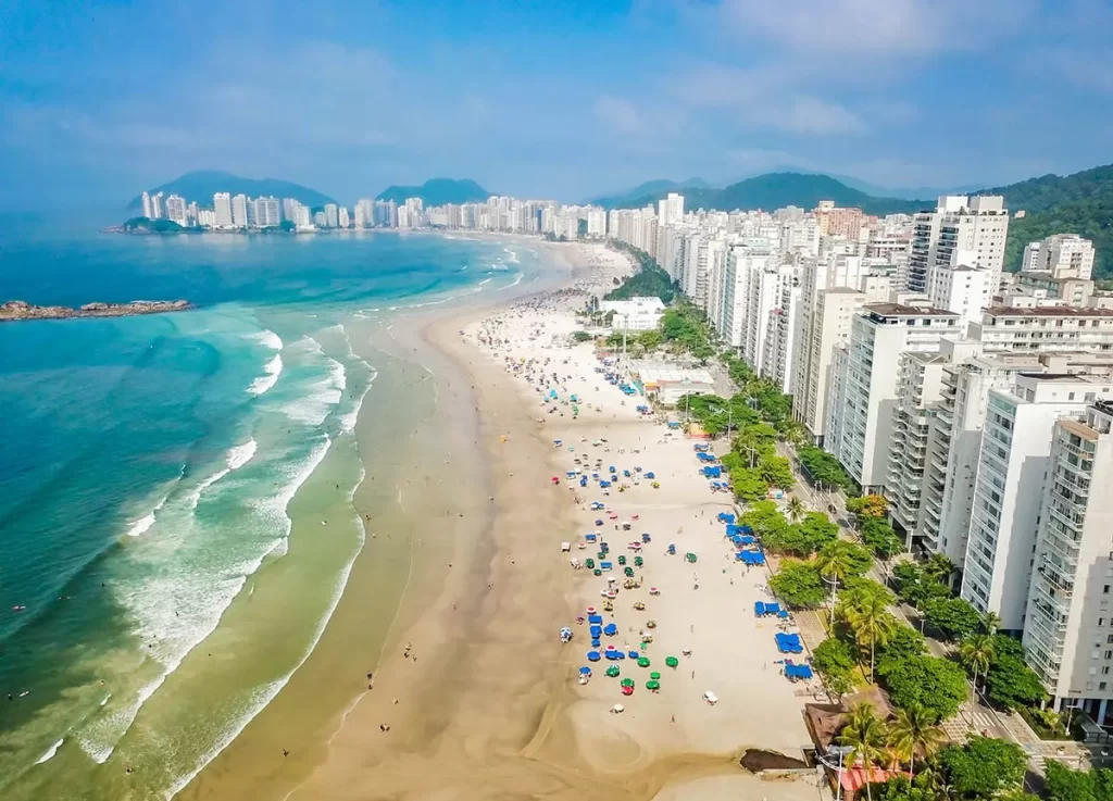 Praia Das Pitangueiras a alma do Guarujá